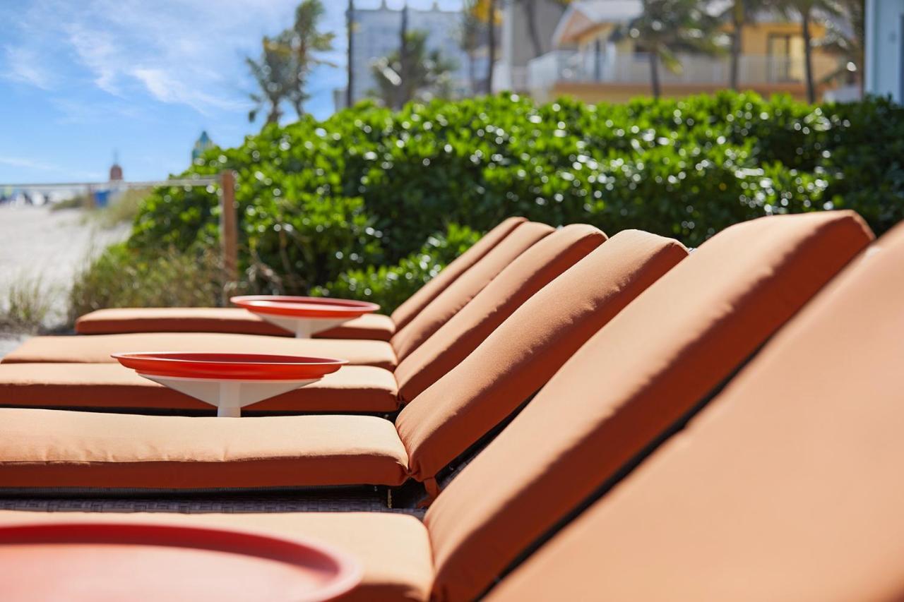 Ocean Treasure Beachside Suites Lauderdale-by-the-Sea Exterior foto