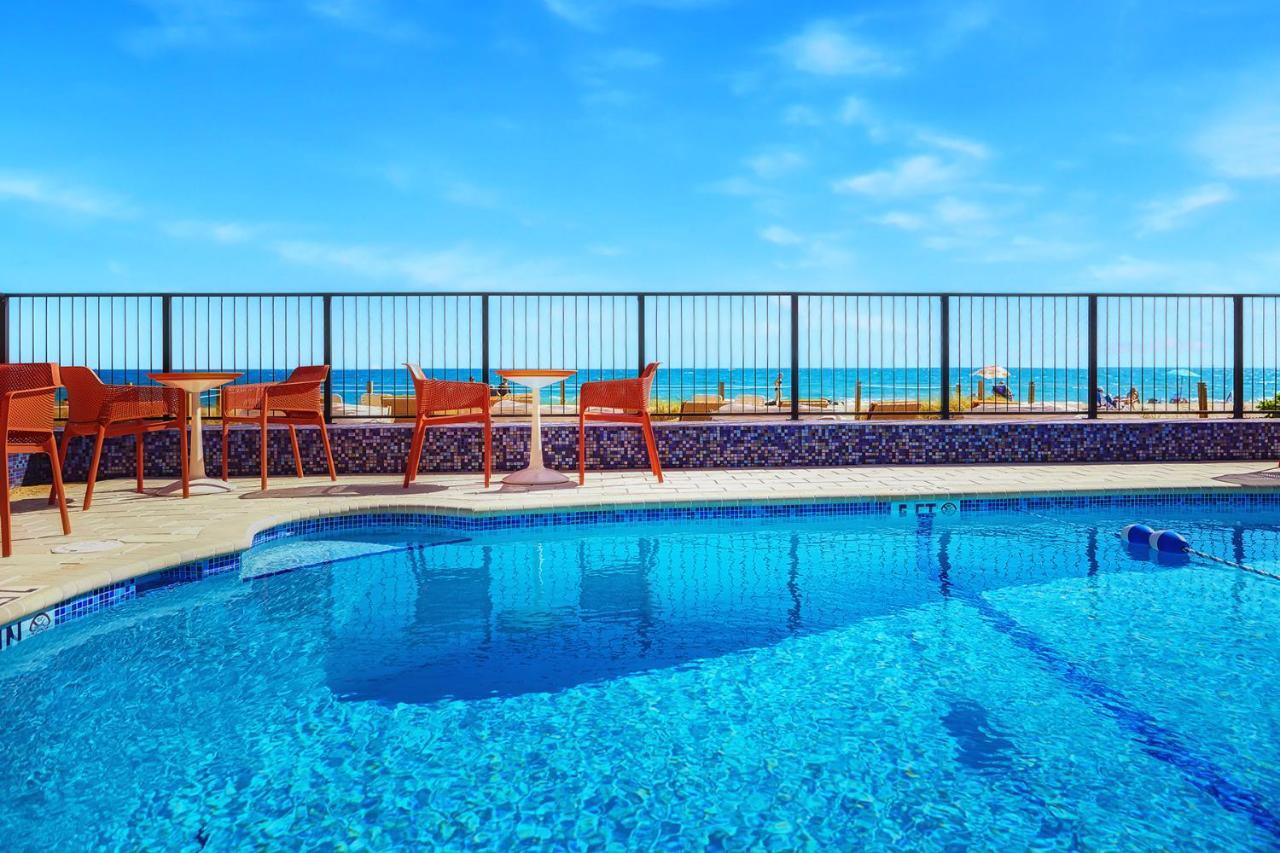 Ocean Treasure Beachside Suites Lauderdale-by-the-Sea Exterior foto