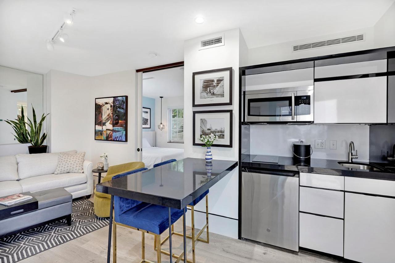 Ocean Treasure Beachside Suites Lauderdale-by-the-Sea Exterior foto