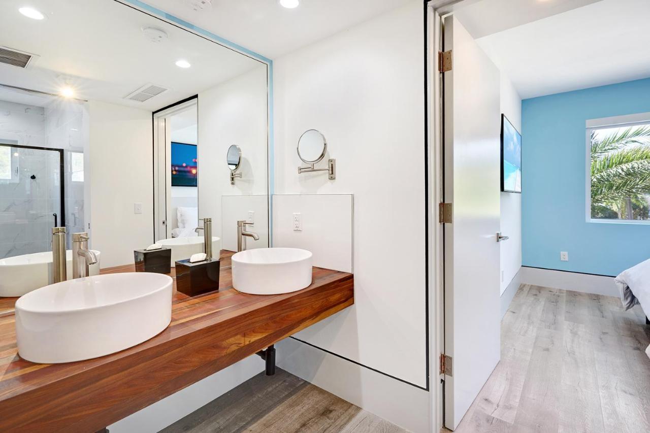 Ocean Treasure Beachside Suites Lauderdale-by-the-Sea Exterior foto